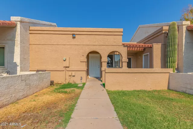 MLS: 6252887 Condo For Sale