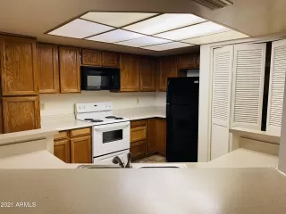 Photo #3: 6252953 Listing