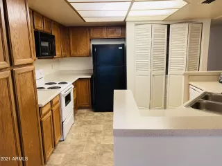 Photo #4: 6252953 Listing