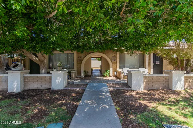 MLS: 6253077 Condo For Sale