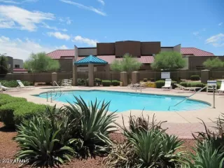 Photo #6: 6253118 Listing