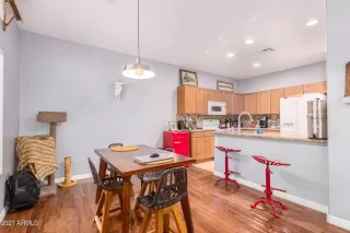 Photo #6: 6253137 Listing