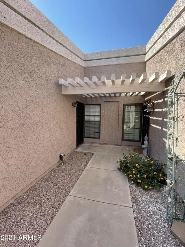 MLS: 6253147 Condo For Sale