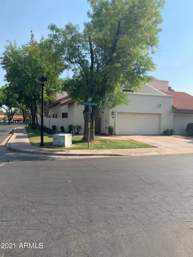 MLS: 6253187 Condo For Sale