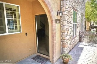 Photo #2: 6253513 Listing