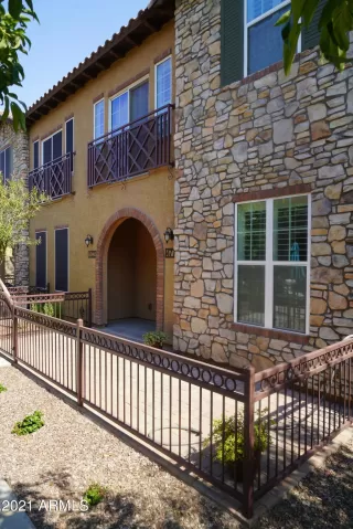 Photo #3: 6253513 Listing