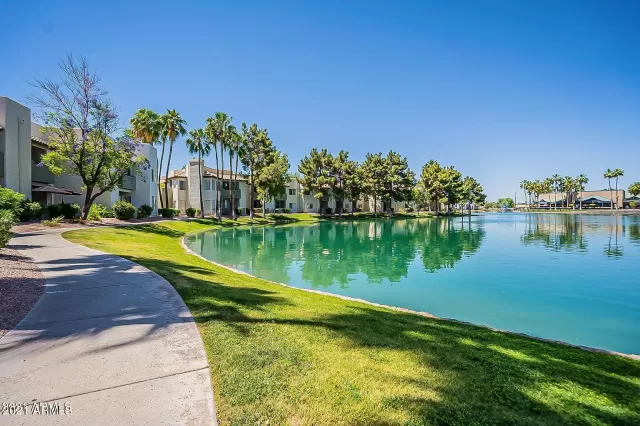 MLS: 6253796 Condo For Sale