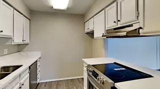 Photo #3: 6253910 Listing