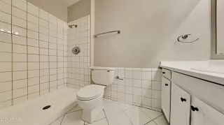 Photo #5: 6253910 Listing