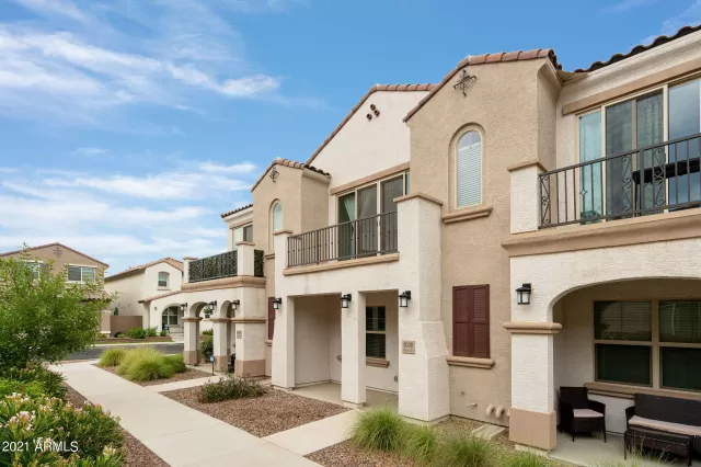 MLS: 6254448 Condo For Sale