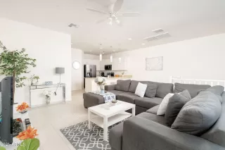 Photo #5: 6254448 Listing