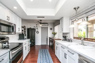 Photo #5: 6254610 Listing