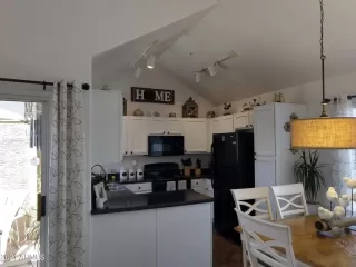 Photo #2: 6254731 Listing