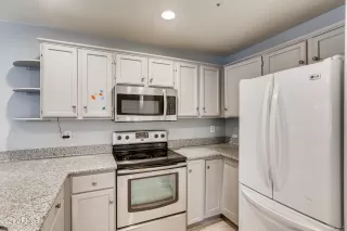 Photo #5: 6254752 Listing