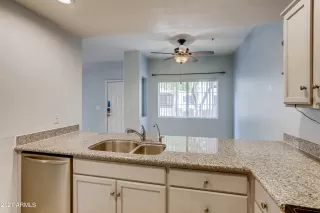 Photo #6: 6254752 Listing