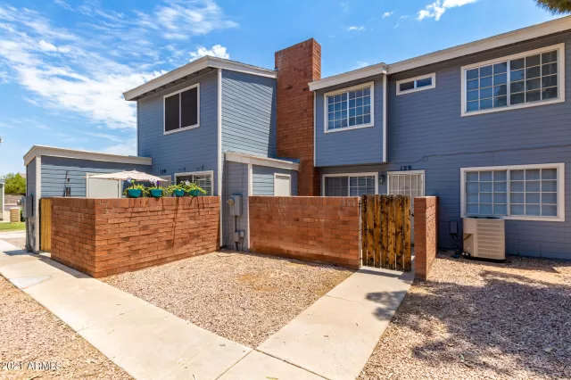 MLS: 6254929 Condo For Sale