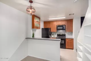 Photo #4: 6254929 Listing 