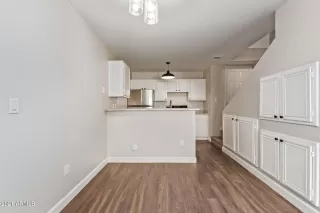 Photo #4: 6255709 Listing 