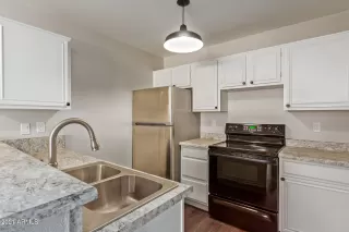 Photo #6: 6255709 Listing 