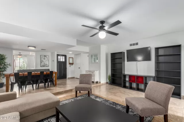 MLS: 6255871 Condo For Sale