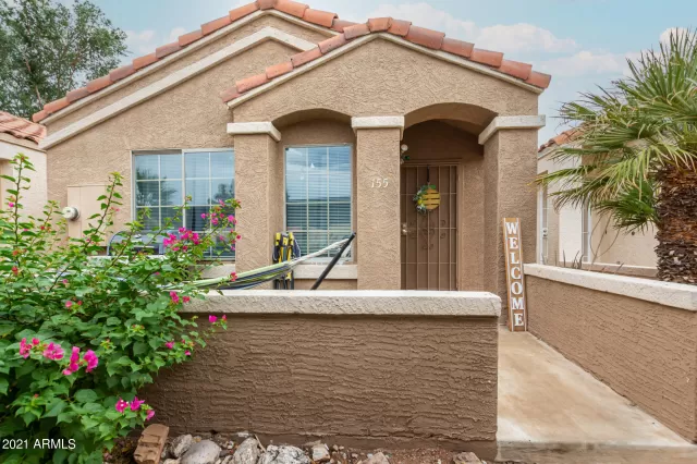 MLS: 6255935 Condo For Sale