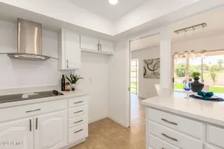 Photo #1: 6255947 Listing 