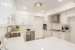 Photo #3: 6255947 Listing 