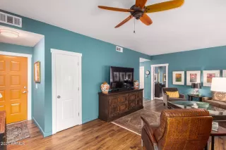 Photo #5: 6255953 Listing