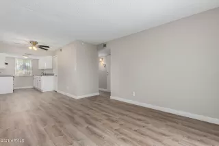 Photo #5: 6255969 Listing