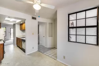 Photo #5: 6256068 Listing