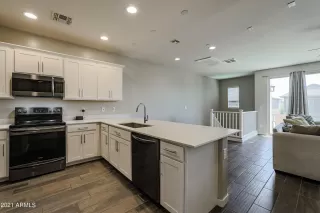 Photo #1: 6256113 Listing