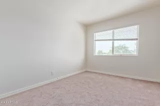 Photo #6: 6256145 Listing