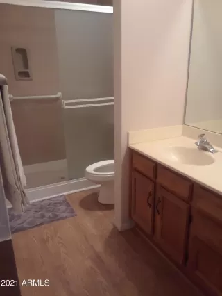 Photo #4: 6256186 Listing