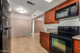 Photo #2: 6256374 Listing