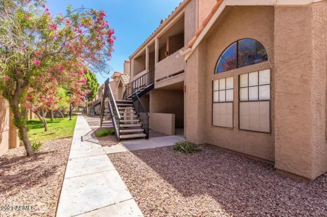 MLS: 6256460 Condo For Sale