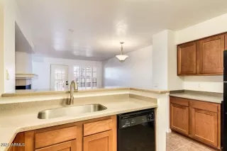 Photo #6: 6256460 Listing 