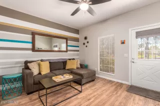 Photo #3: 6256558 Listing