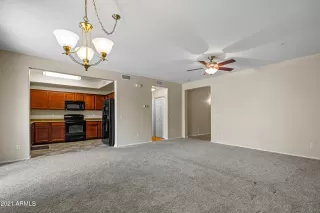 Photo #4: 6256595 Listing