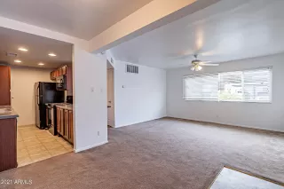 Photo #4: 6256828 Listing