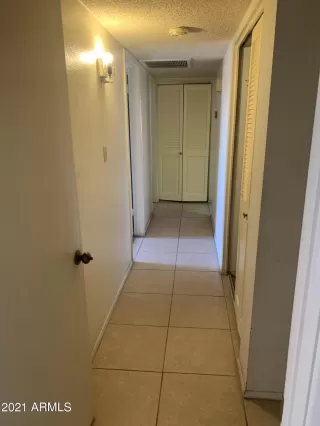 Photo #5: 6256902 Listing 