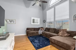 Photo #4: 6257008 Listing 