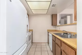 Photo #6: 6257150 Listing