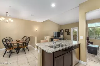 Photo #5: 6258209 Listing 