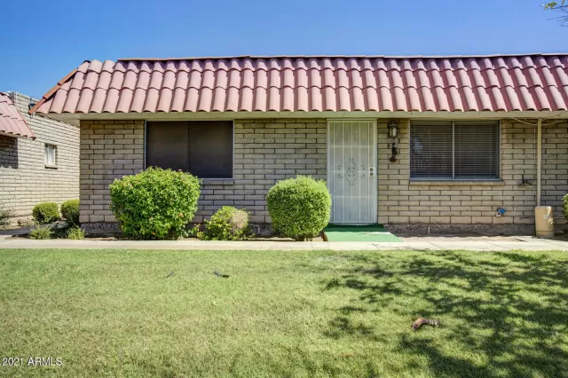 MLS: 6258216 Condo For Sale