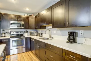 Photo #6: 6258216 Listing