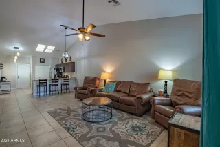 Photo #2: 6258376 Listing