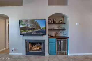 Photo #5: 6258376 Listing