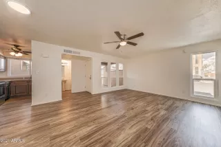 Photo #3: 6259018 Listing