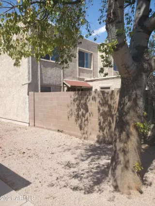 Photo #2: 6259059 Listing