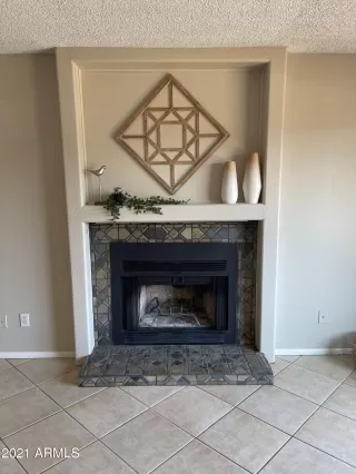 Photo #2: 6259209 Listing